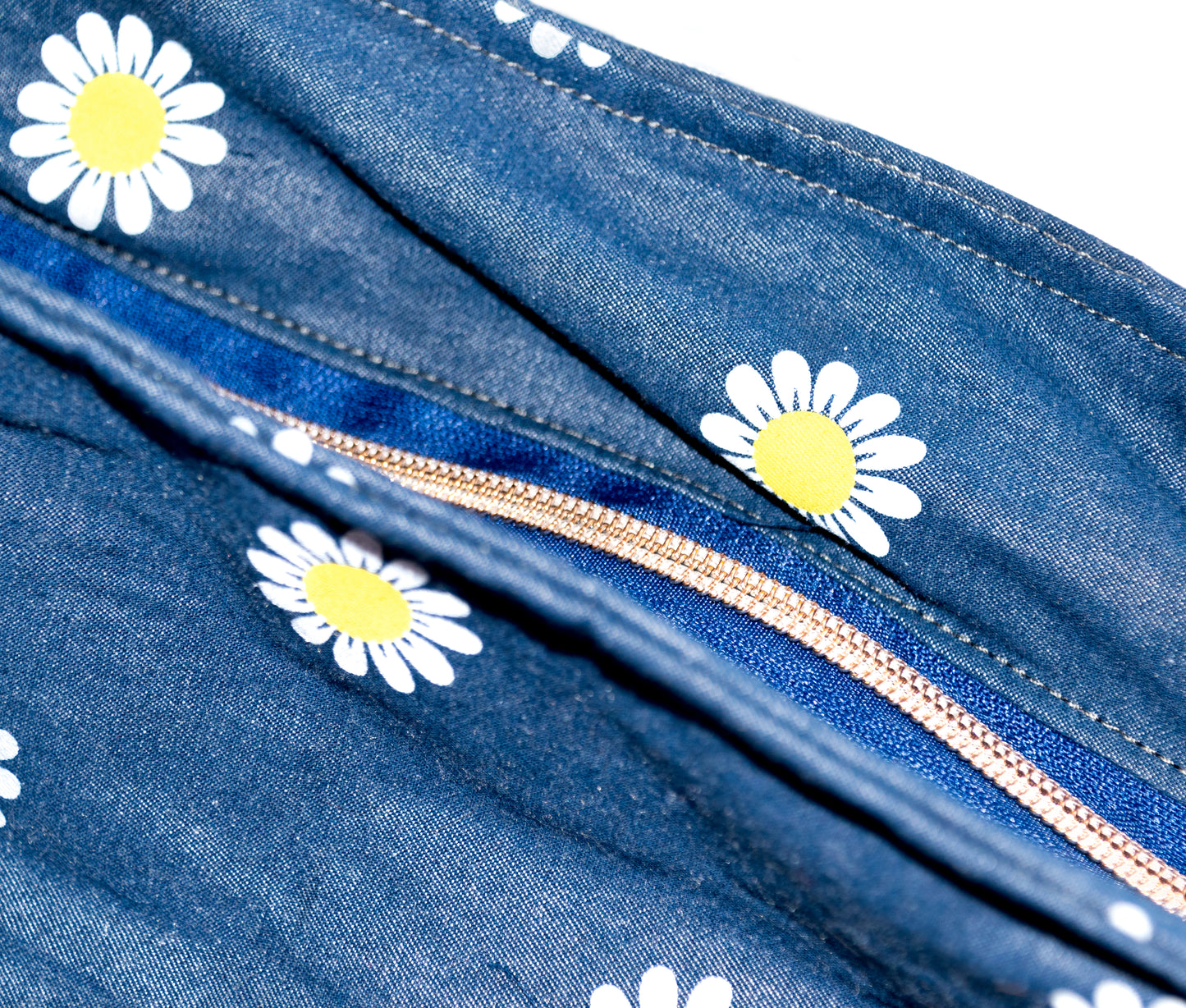 Daisy Everyday Tote Bag